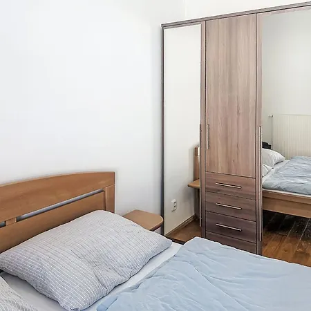 Center View By Interhome *